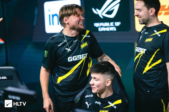 现了他的爆 现了他的爆