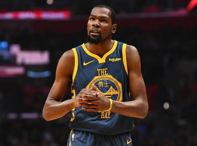 次比赛中的 次比赛中的