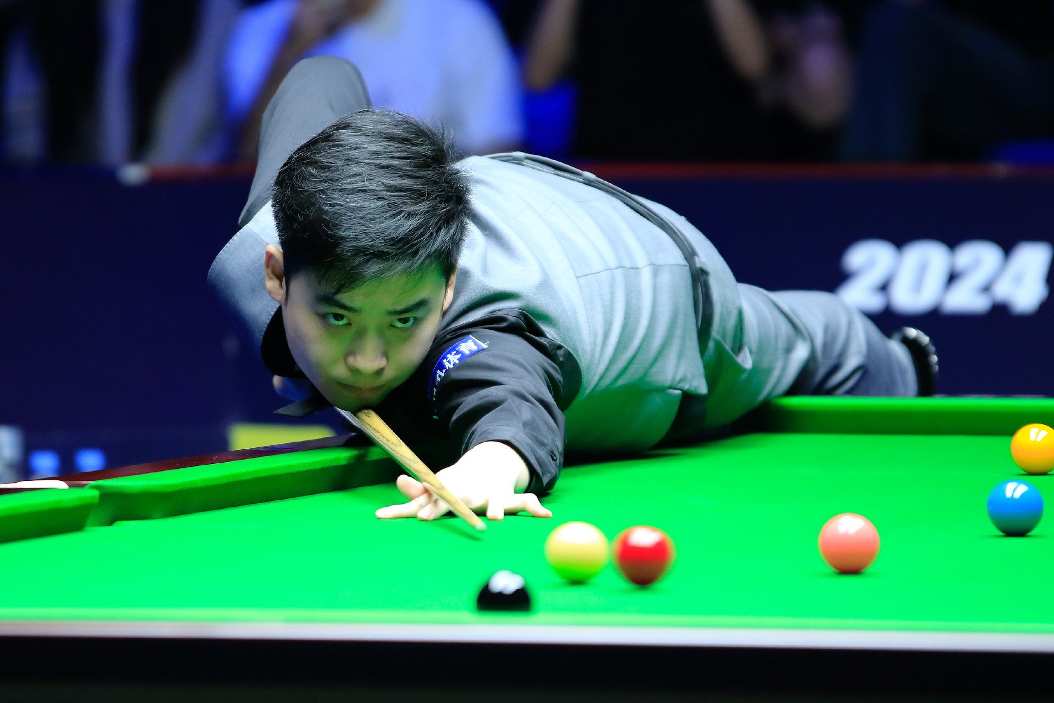 的吸引力与 的吸引力与