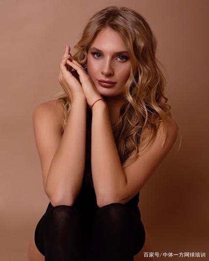 发球迷的热 发球迷的热