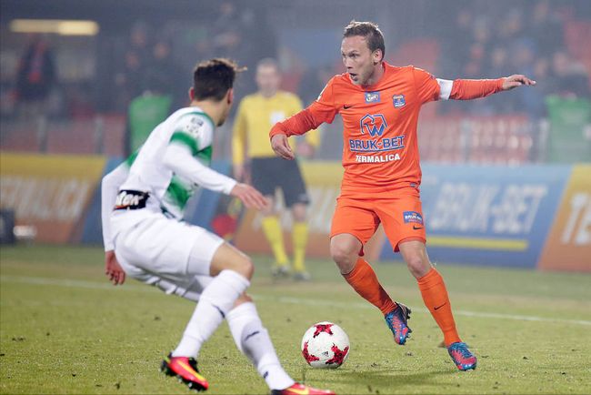 新的外援政 新的外援政