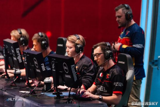 4次助攻 4次助攻